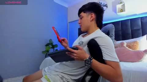 Snapshot of ares_di_martin chatting on September 17, 2025, 2:52 pm Ares online show from September 17, 2025, 2:52 pm