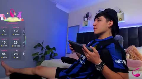 Snapshot of ares_di_martin chatting on September 30, 2025, 1:38 pm Ares online show from September 30, 2025, 1:38 pm