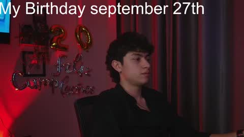 Snapshot of ares_dickson1 chatting on September 27, 2025, 4:17 am Ares online show from September 27, 2025, 4:17 am