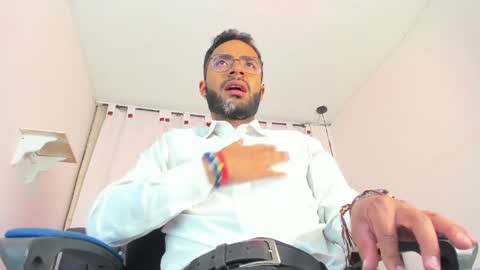 Alex Cortez online show from May 4, 2026, 6:04 pm