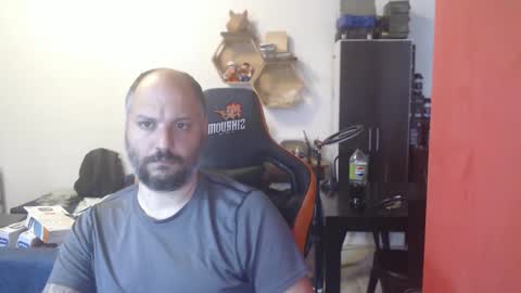 argentinox30 online show from March 2, 2025, 1:27 pm