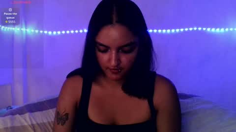 Snapshot of ari_20_ chatting on April 30, 2026, 6:03 pm Bella online show from April 30, 2026, 6:03 pm