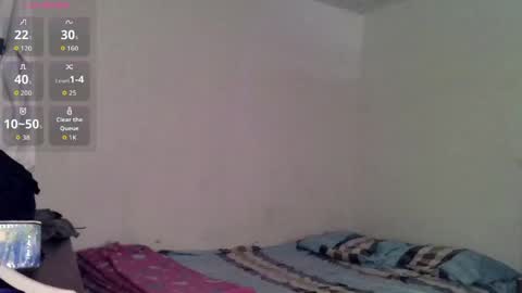 Snapshot of ari_20_ chatting on May 23, 2026, 5:17 pm Bella online show from May 23, 2026, 5:17 pm