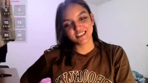 Snapshot of ari_20_ chatting on May 28, 2026, 3:48 am Bella online show from May 28, 2026, 3:48 am