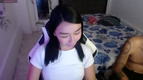 ari_2dcouple online show from July 28, 2026, 4:08 am