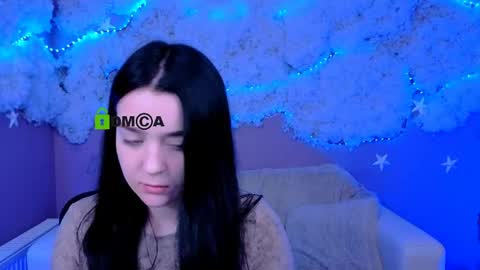Snapshot of aria_glow chatting on May 19, 2026, 7:09 pm Aria online show from May 19, 2026, 7:09 pm