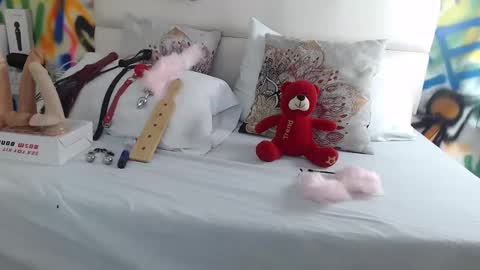 aria online show from January 15, 2025, 11:10 am