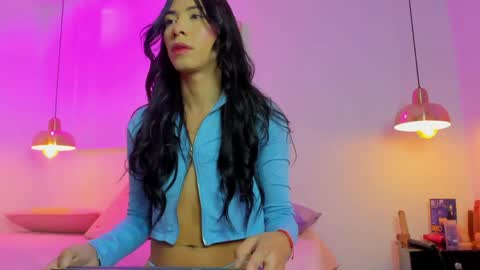 aria_millers1 online show from May 29, 2026, 11:19 am