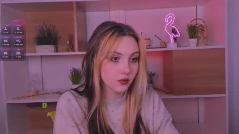 Luna online show from October 17, 2025, 8:39 am