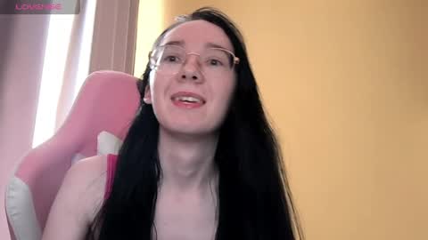 Aria online show from April 9, 2026, 1:27 am