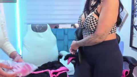 aria_santana_ online show from July 15, 2026, 8:25 pm