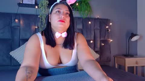 A R I A  B E N E T T  online show from July 18, 2026, 2:49 am