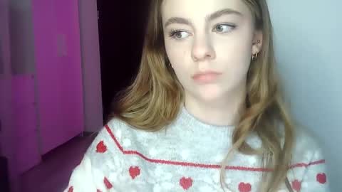 AriaCreazy online show from January 5, 2025, 9:25 pm