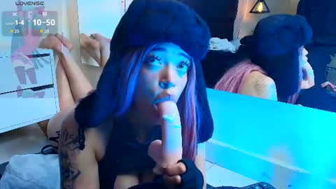 Snapshot of ariadnaaa_ chatting on June 18, 2026, 9:14 am Ariadna online show from June 18, 2026, 9:14 am