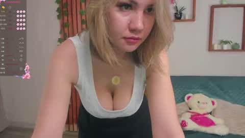 Snapshot of ariaeven chatting on June 7, 2026, 3:10 am ariaeven online show from June 7, 2026, 3:10 am