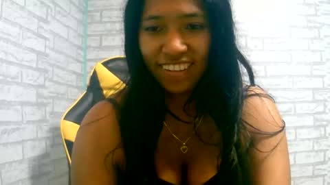 Snapshot of ariah13 chatting on May 30, 2026, 7:16 am ariah13 online show from May 30, 2026, 7:16 am