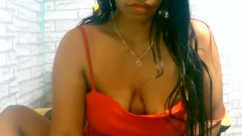 Snapshot of ariah13 chatting on June 2, 2026, 6:26 am ariah13 online show from June 2, 2026, 6:26 am