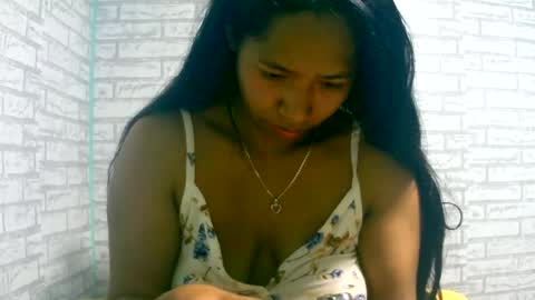 Snapshot of ariah13 chatting on June 23, 2026, 2:20 am ariah13 online show from June 23, 2026, 2:20 am