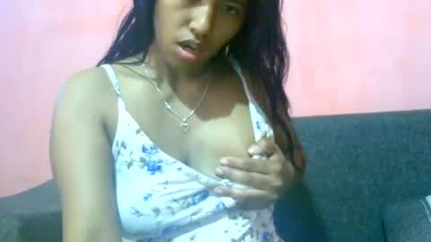 Snapshot of ariah13 chatting on August 2, 2026, 9:30 am ariah13 online show from August 2, 2026, 9:30 am