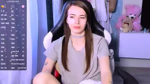 Ari online show from September 17, 2025, 4:36 am