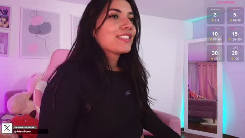 Snapshot of ariana_bae_ chatting on January 23, 2025, 2:02 am online show from January 23, 2025, 2:02 am