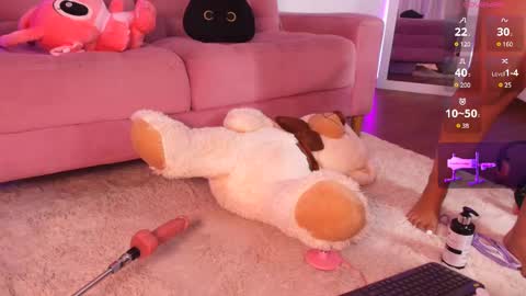 Snapshot of ariana_bae_ chatting on February 21, 2025, 4:40 am online show from February 21, 2025, 4:40 am