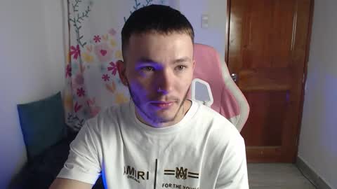 ariana_esteban07 online show from February 21, 2026, 10:38 am