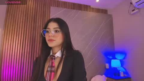 Ariana online show from June 27, 2026, 3:39 pm