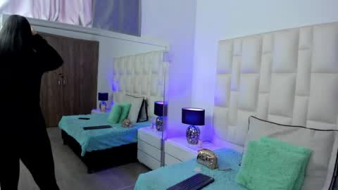 Snapshot of ariana_rouse_ chatting on May 29, 2026, 4:38 pm ariana online show from May 29, 2026, 4:38 pm
