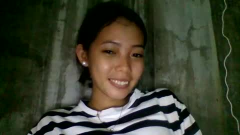 Snapshot of ariana_sweet25 chatting on April 28, 2026, 12:43 pm ariana_sweet25 online show from April 28, 2026, 12:43 pm