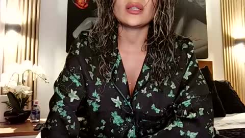 cristina online show from May 15, 2026, 12:06 am