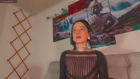 ariana_whitee online show from March 21, 2026, 6:51 am