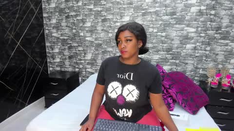 Snapshot of arianaablack chatting on February 2, 2025, 12:13 pm Ariana online show from February 2, 2025, 12:13 pm