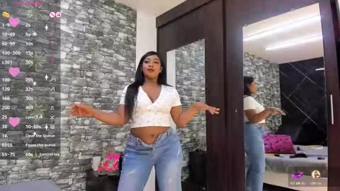 Snapshot of arianaablack chatting on October 30, 2025, 12:17 pm Ariana online show from October 30, 2025, 12:17 pm