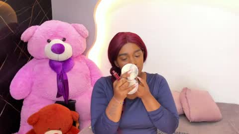 Snapshot of arianaablack chatting on July 16, 2026, 12:22 pm Ariana online show from July 16, 2026, 12:22 pm