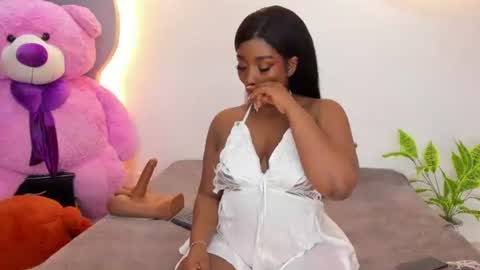 Snapshot of arianaablack chatting on July 21, 2026, 12:40 pm Ariana online show from July 21, 2026, 12:40 pm