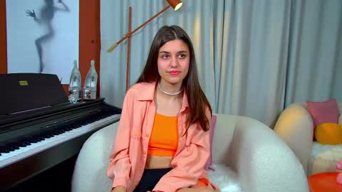 Ariana online show from October 12, 2025, 7:40 am