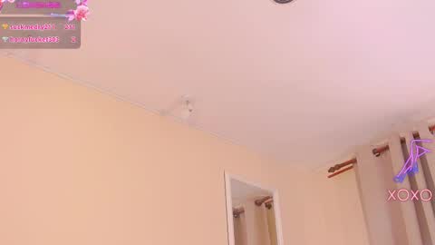 Snapshot of arianacroft_ chatting on March 11, 2025, 11:33 am Ariana online show from March 11, 2025, 11:33 am