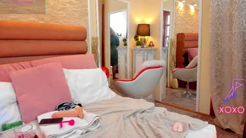 Snapshot of arianacroft_ chatting on January 17, 2026, 8:08 am Ariana online show from January 17, 2026, 8:08 am