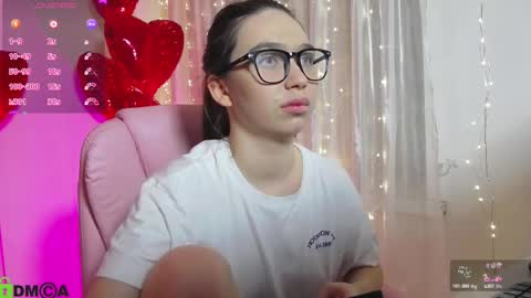 arianahot777 online show from February 19, 2025, 12:25 am