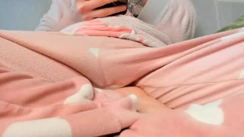 Ariana  Steven online show from March 12, 2026, 4:13 pm