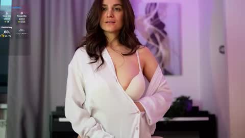 arianapretty online show from June 14, 2026, 4:09 pm