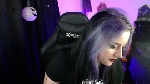 Snapshot of arianauwu666 chatting on July 7, 2026, 10:14 pm help me 100 hands up my OF is Free online show from July 7, 2026, 10:14 pm