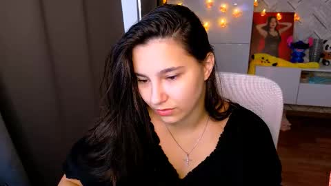 Snapshot of arianna_grend chatting on September 10, 2025, 12:38 pm Arianna online show from September 10, 2025, 12:38 pm