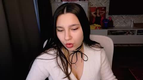 Snapshot of arianna_grend chatting on December 19, 2025, 10:44 am Arianna online show from December 19, 2025, 10:44 am