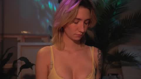 Olivka online show from October 17, 2025, 5:54 am