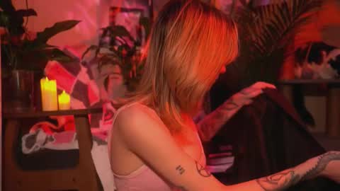 Snapshot of arianna_richi chatting on February 1, 2026, 6:56 am Olivka online show from February 1, 2026, 6:56 am