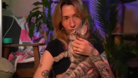 Snapshot of arianna_richi chatting on April 3, 2026, 8:01 am Olivka online show from April 3, 2026, 8:01 am