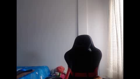 Snapshot of ariannaloovel chatting on February 4, 2025, 5:45 pm ariannaloovel online show from February 4, 2025, 5:45 pm