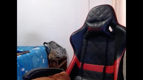 Snapshot of ariannaloovel chatting on February 13, 2025, 10:33 pm ariannaloovel online show from February 13, 2025, 10:33 pm